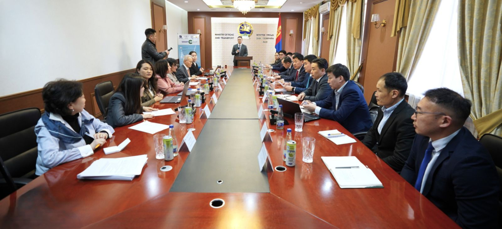 ОЛОН УЛСЫН ДАЛАЙН БАЙГУУЛЛАГЫН ТӨЛӨӨЛӨГЧИД   МОНГОЛ УЛСАД АЖИЛЛАЖ БАЙНА